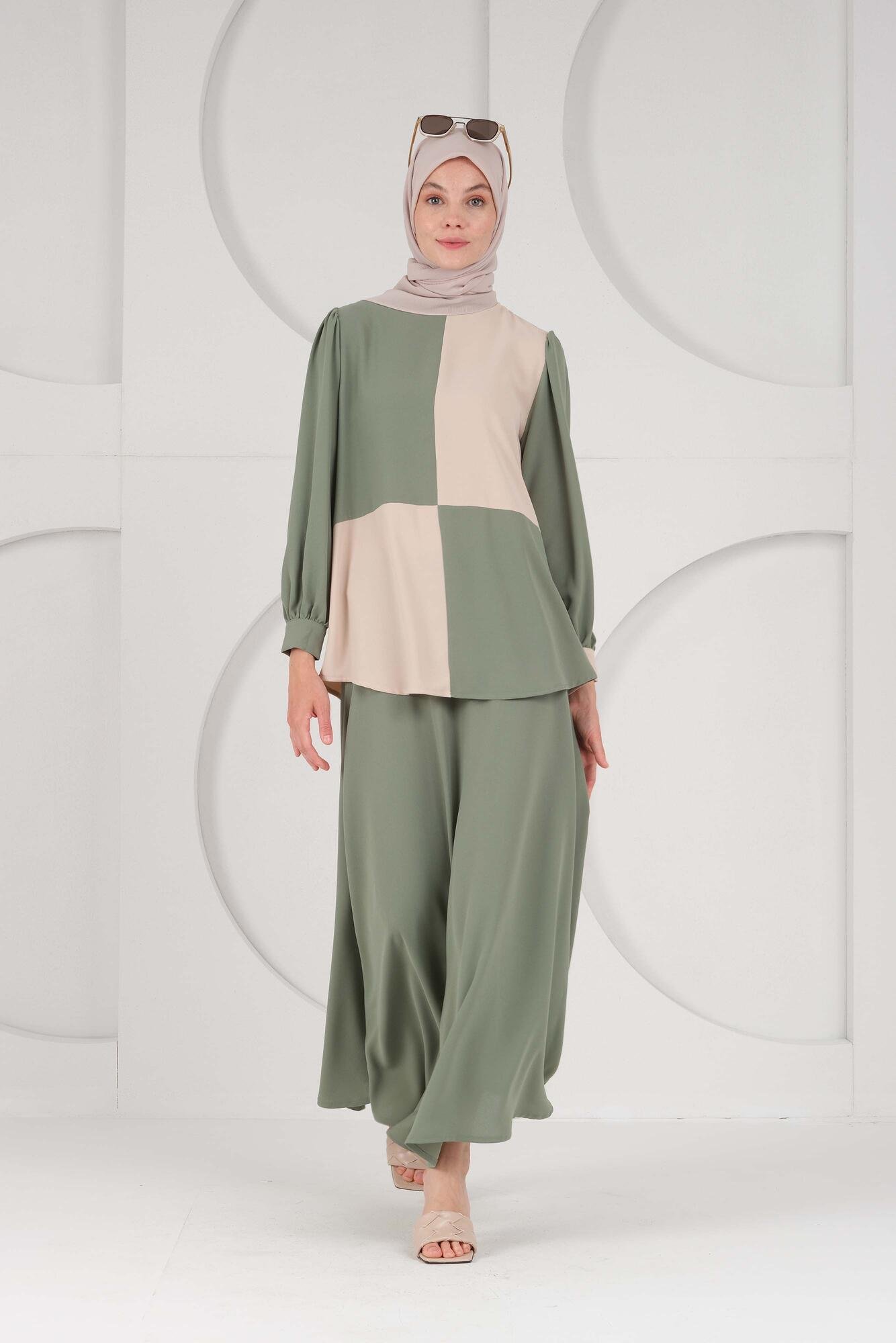 Mary Outfit Almond Green 