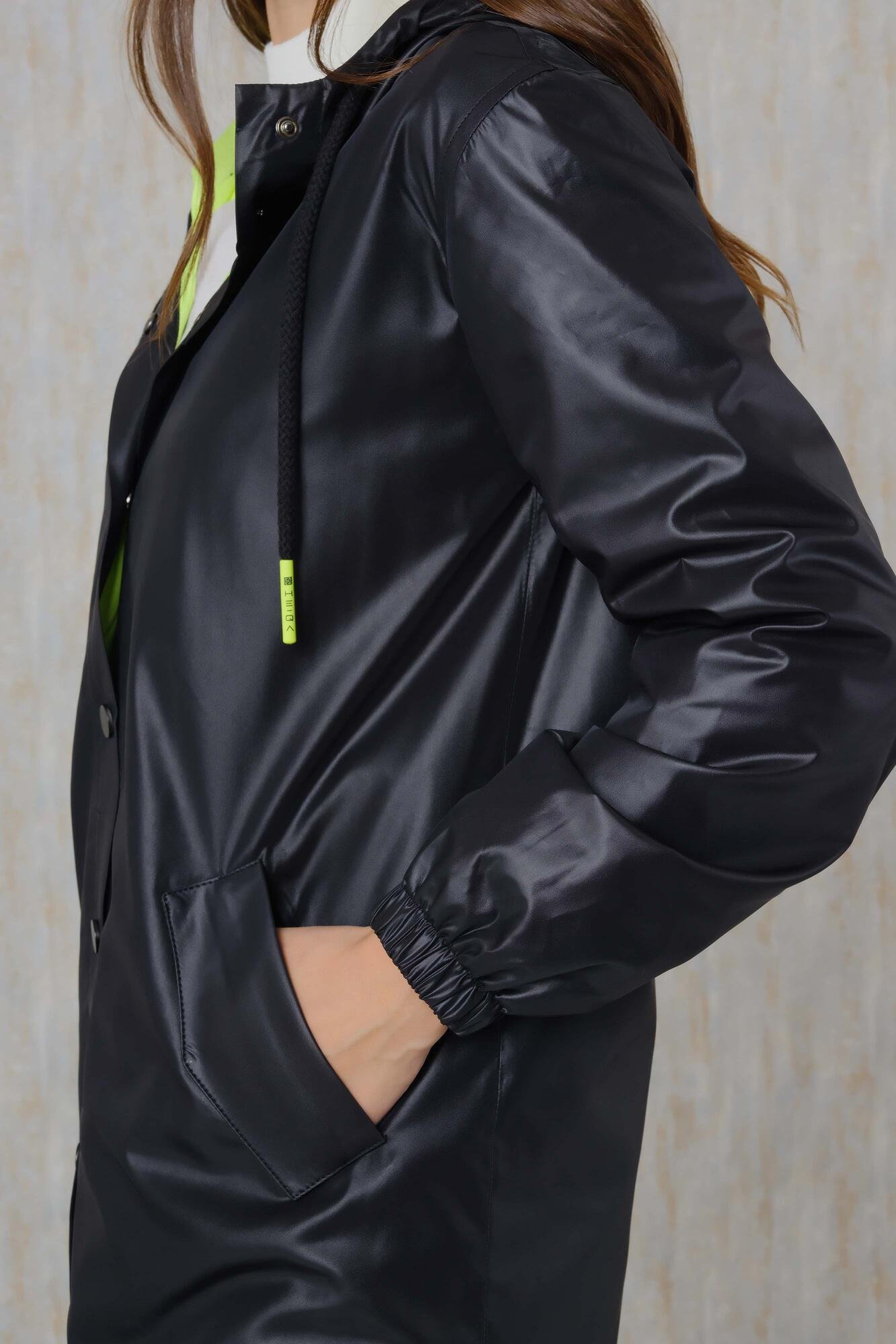 Neon-Liner Raincoat Black