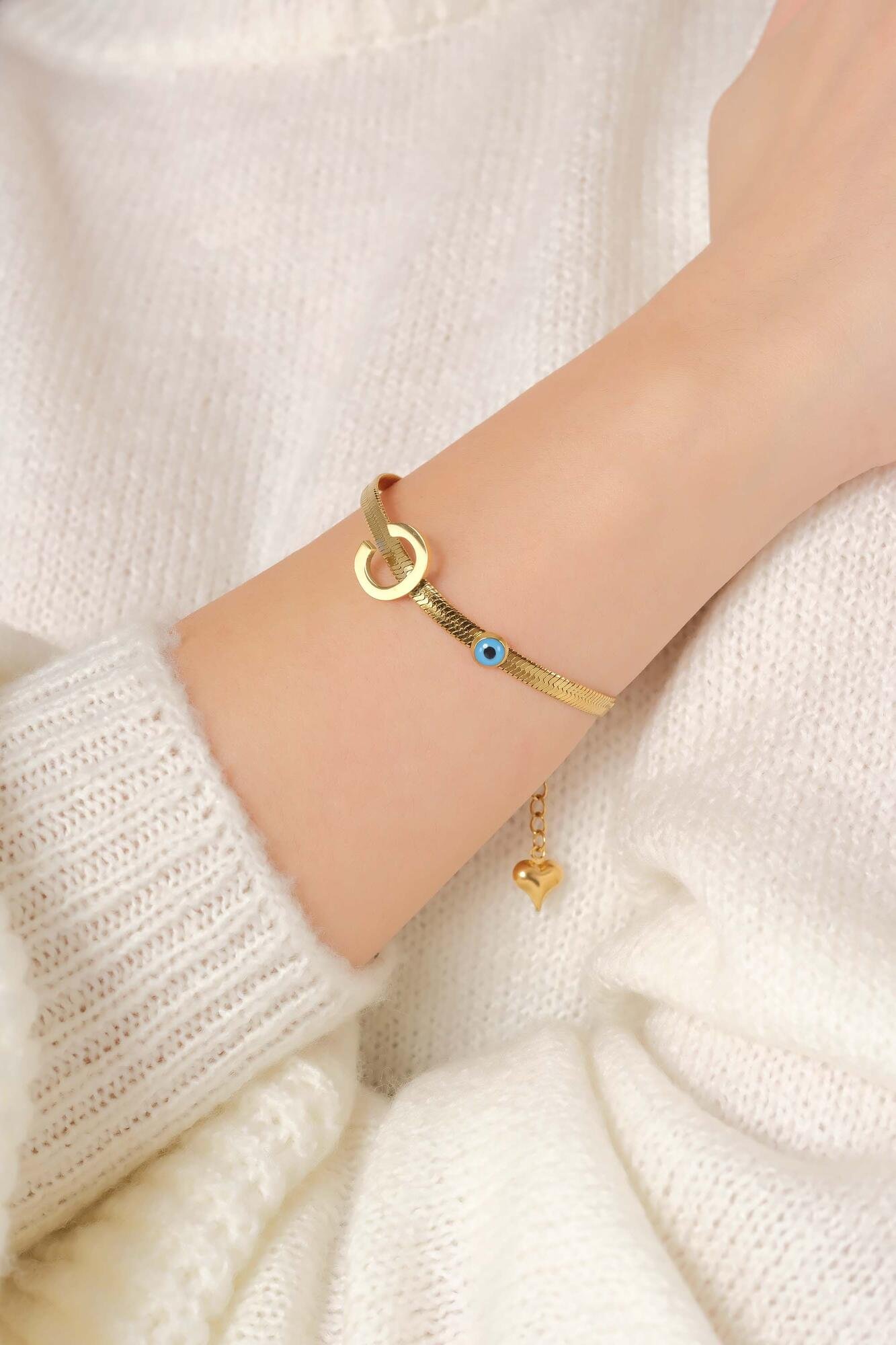 C Letter Nazar Beads Detailed Gold Bracelet