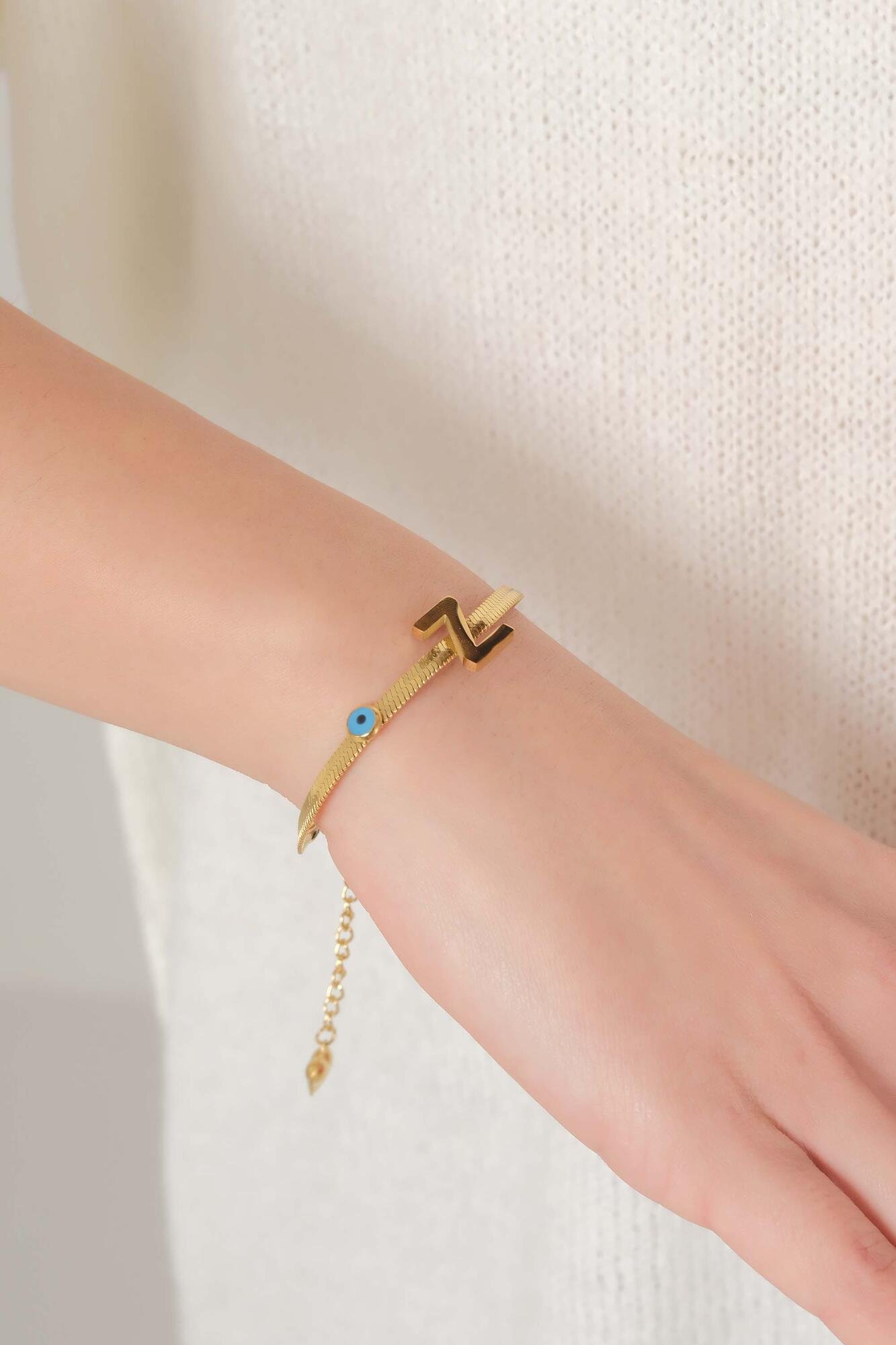 Z Letter Nazar Beads Detailed Gold Bracelet