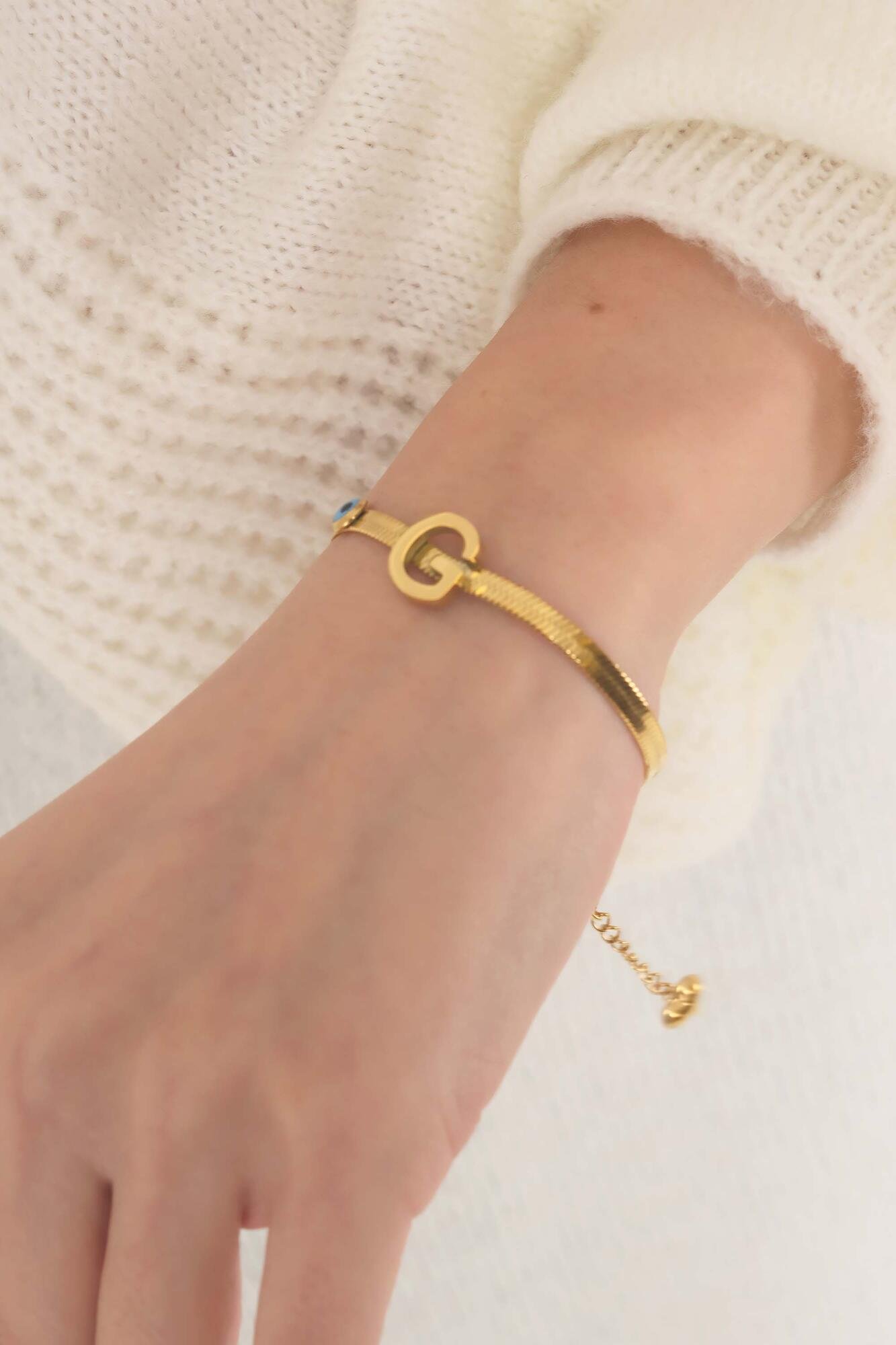Golar Beads with G Letter Beads Detailed Gold Bracelet
