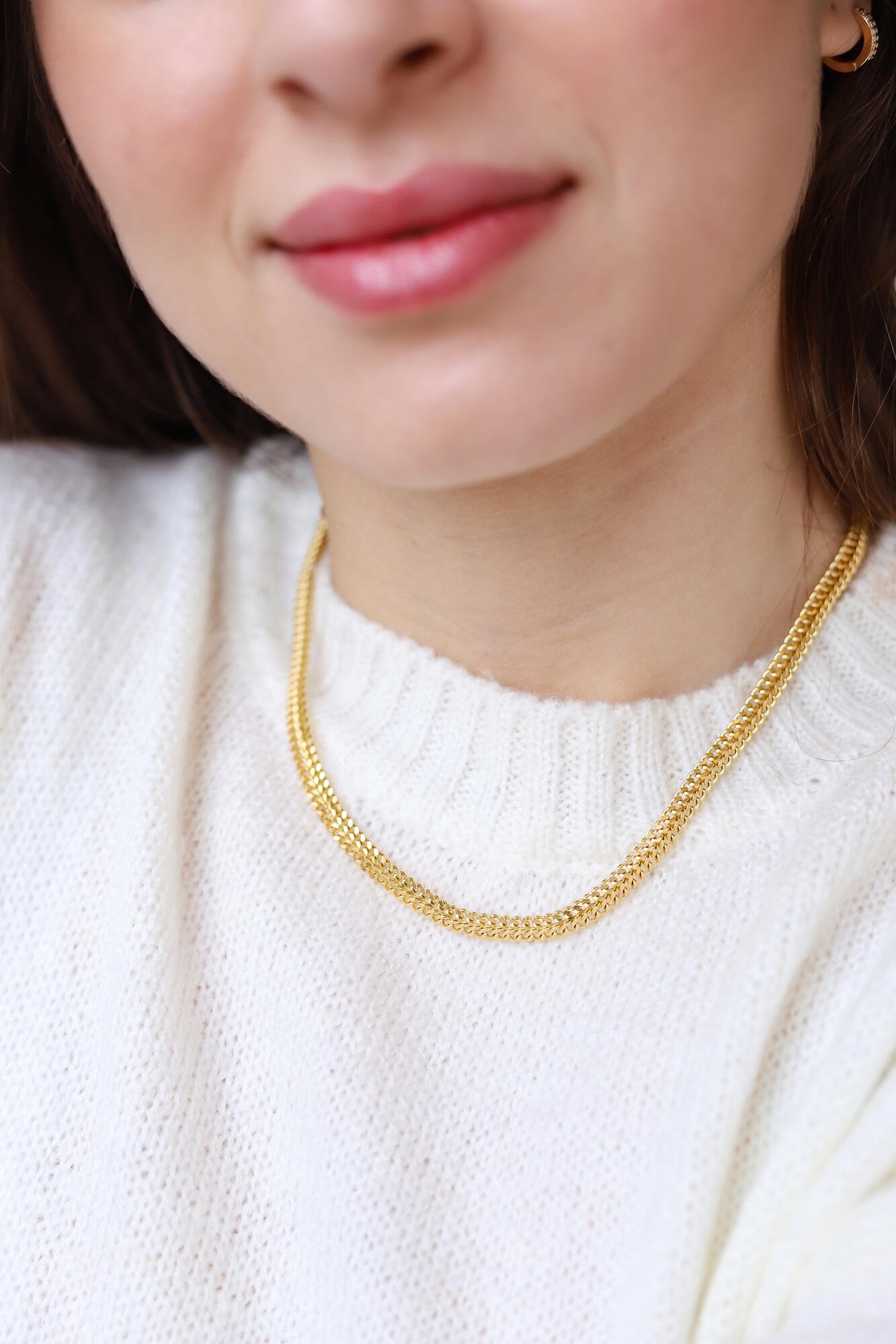 Flat double chain gold necklace