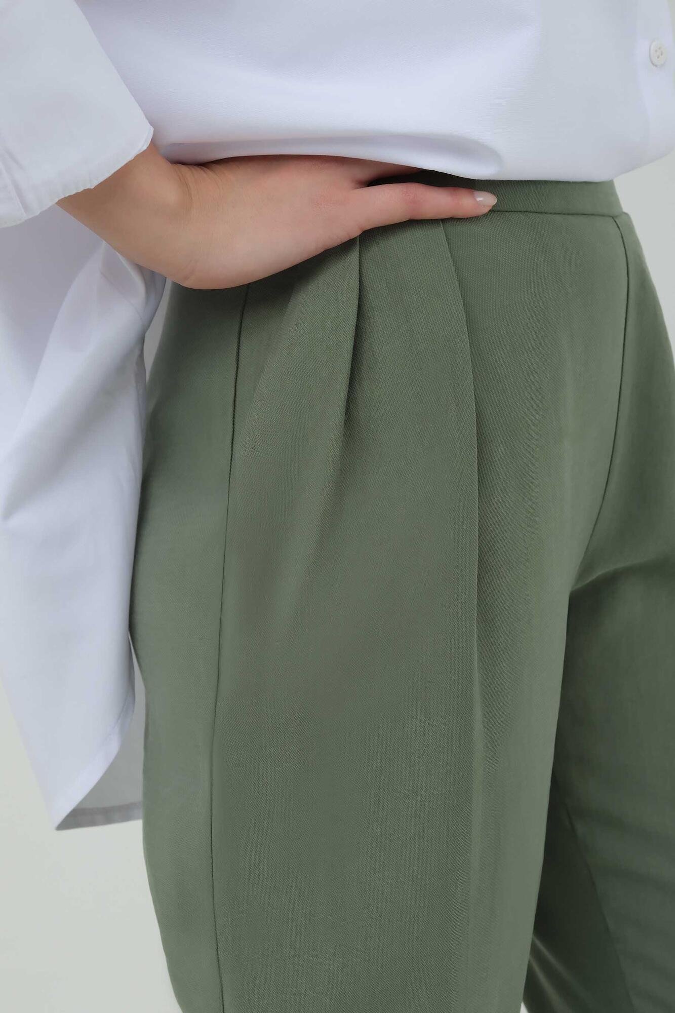 Front Pleated Trousers Almond Green 