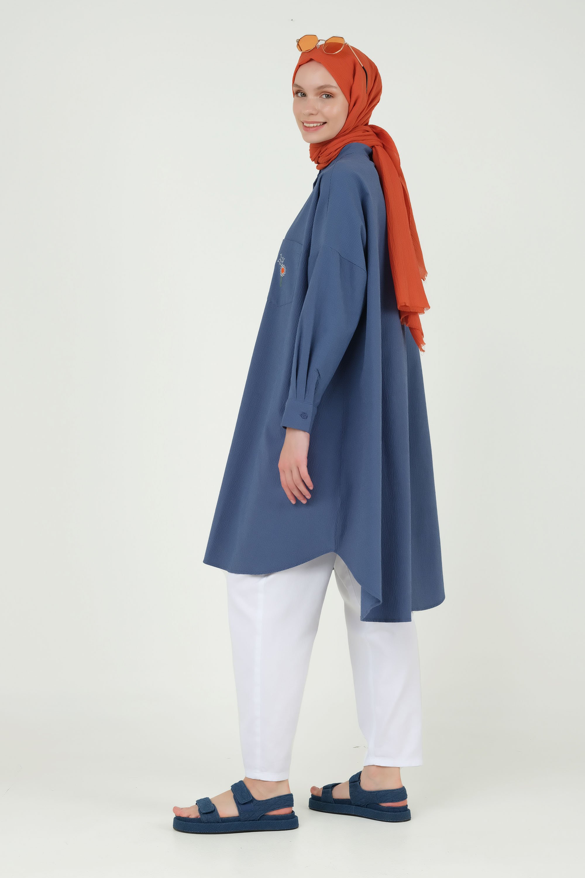 Broidery Detailed Long Tunic Blue