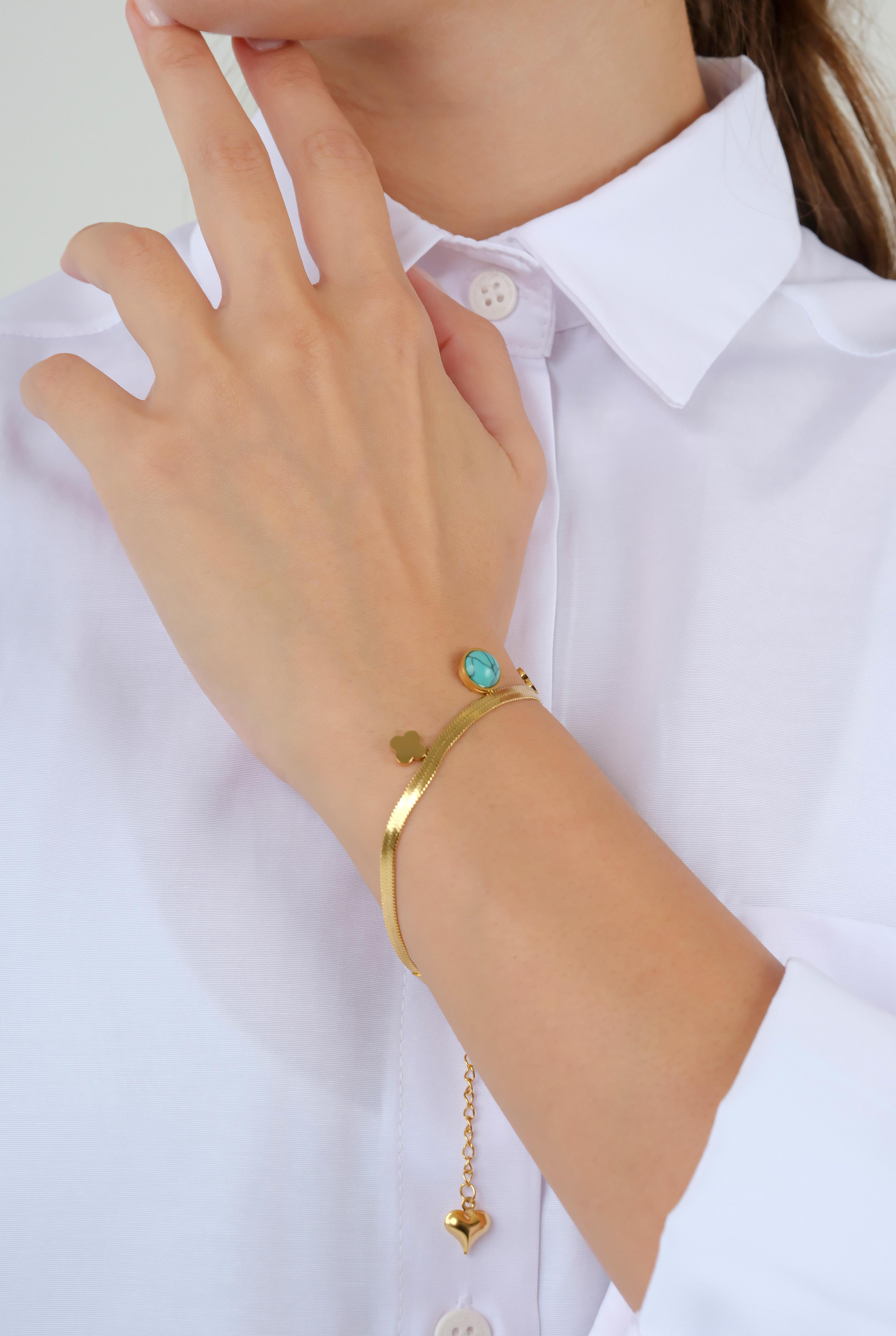 Clover With Blue Stone Gold Bracelet