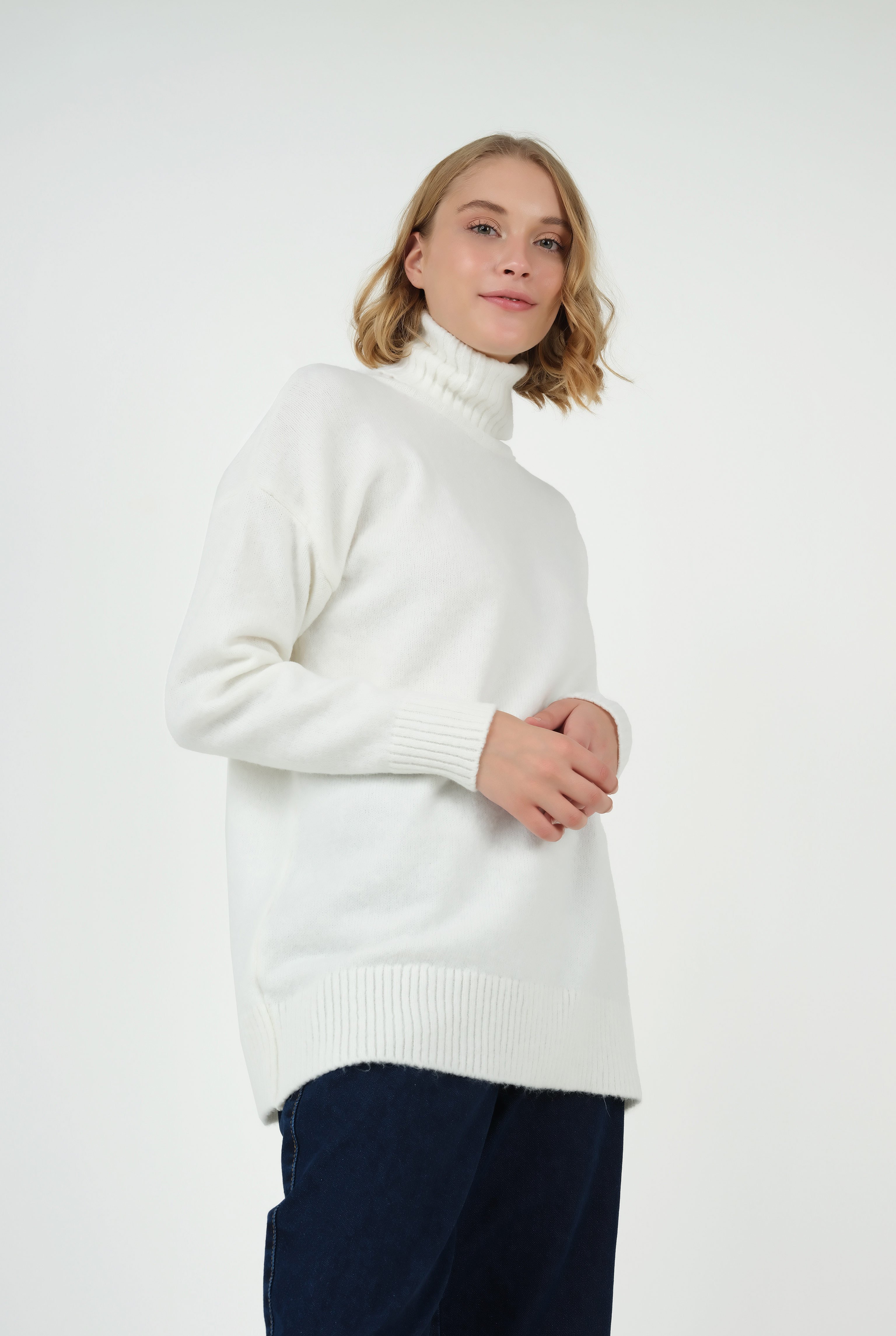 Turtleneck Sweater Ecru 