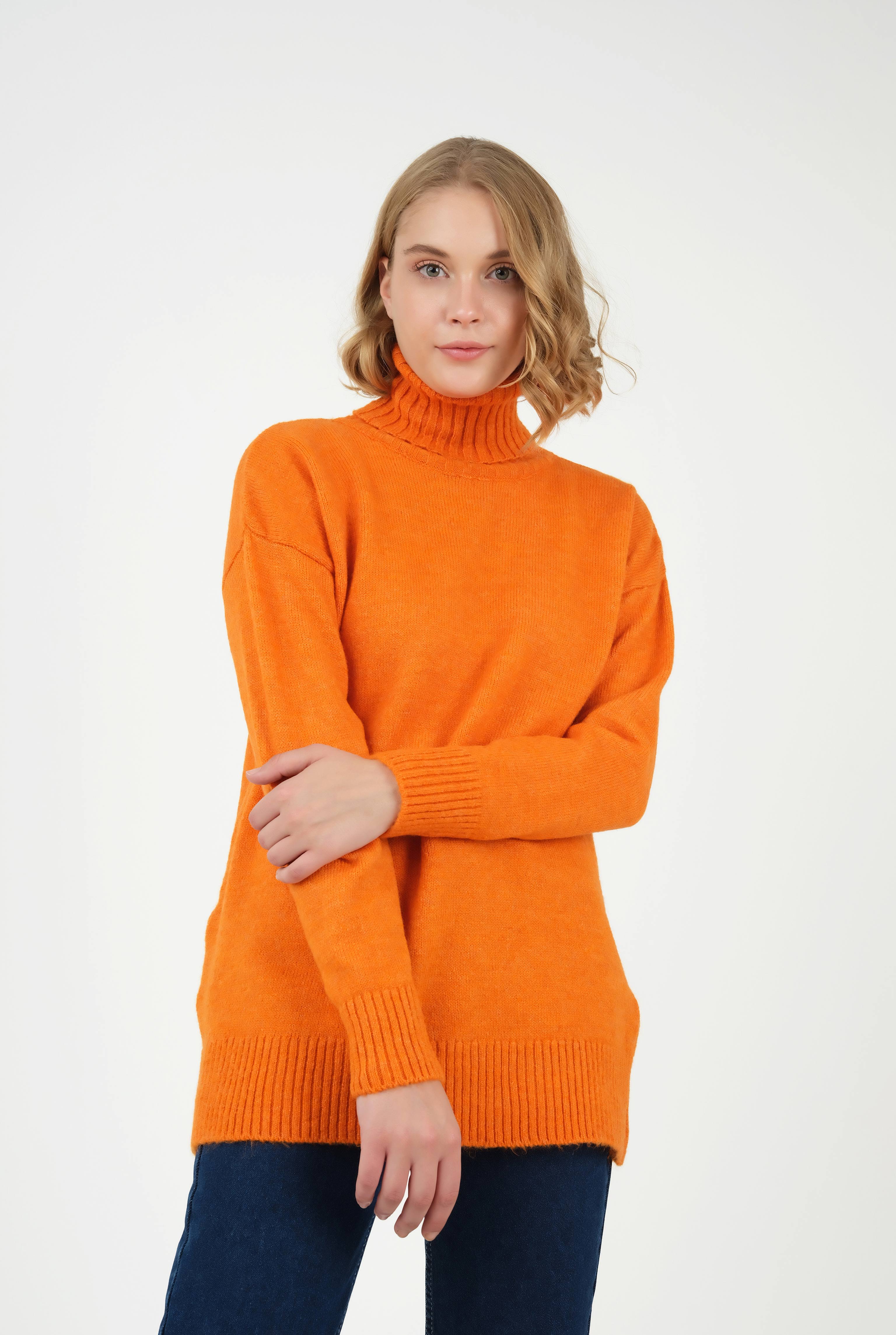 Sweater With Turtleneck Orange