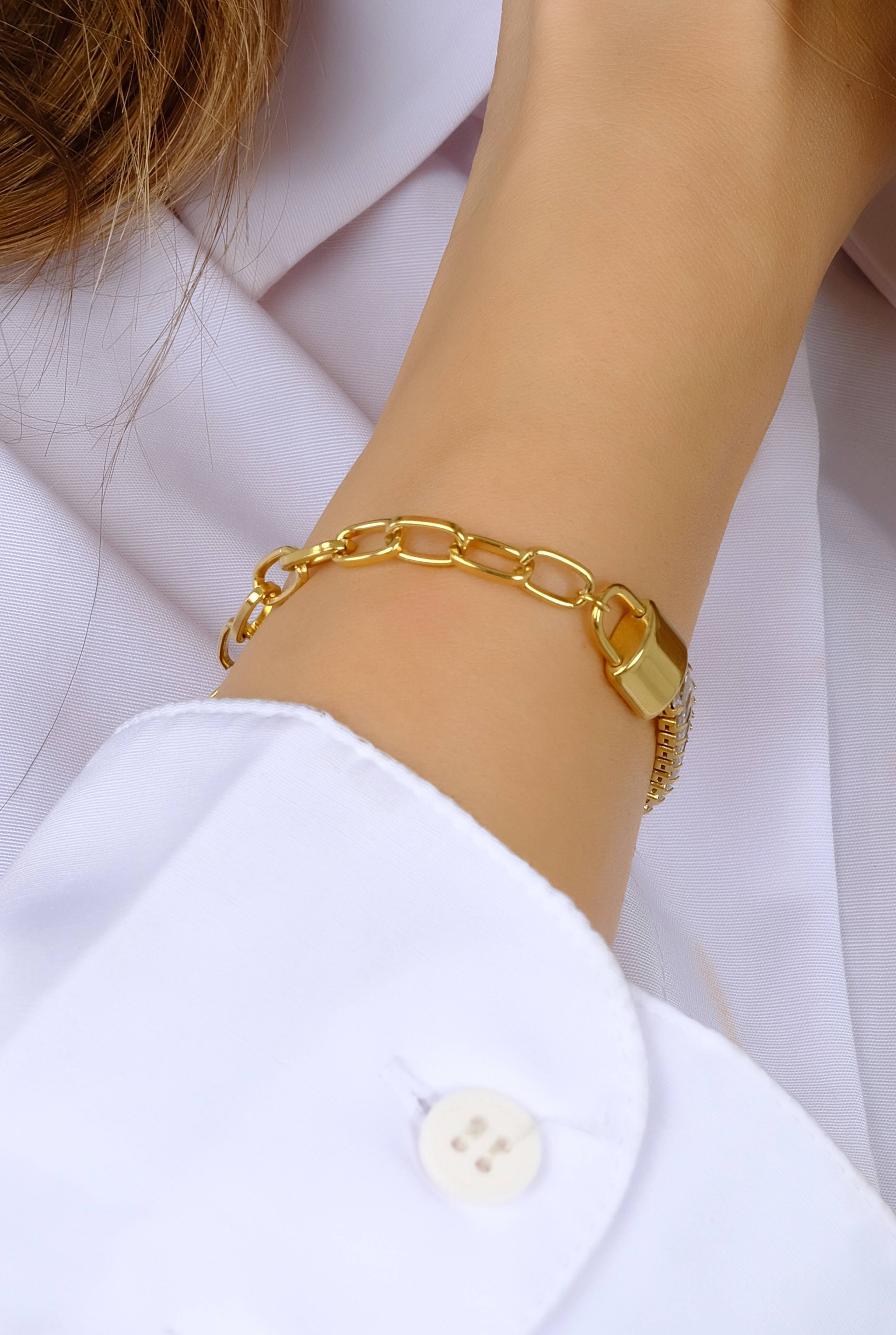 Stone Detailed Gold Bracelet