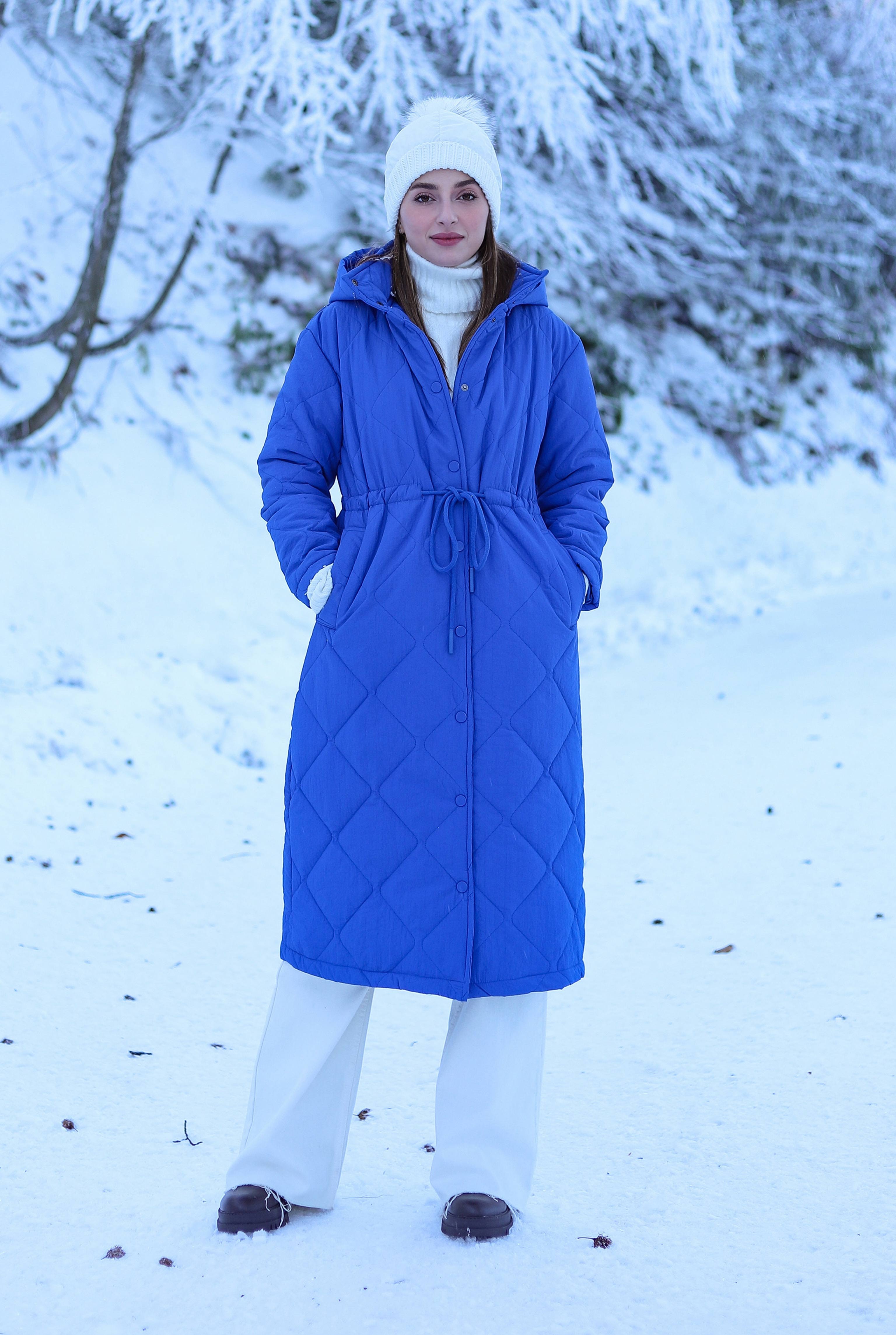 Puffer Jacket With Gathered Waist Saxe