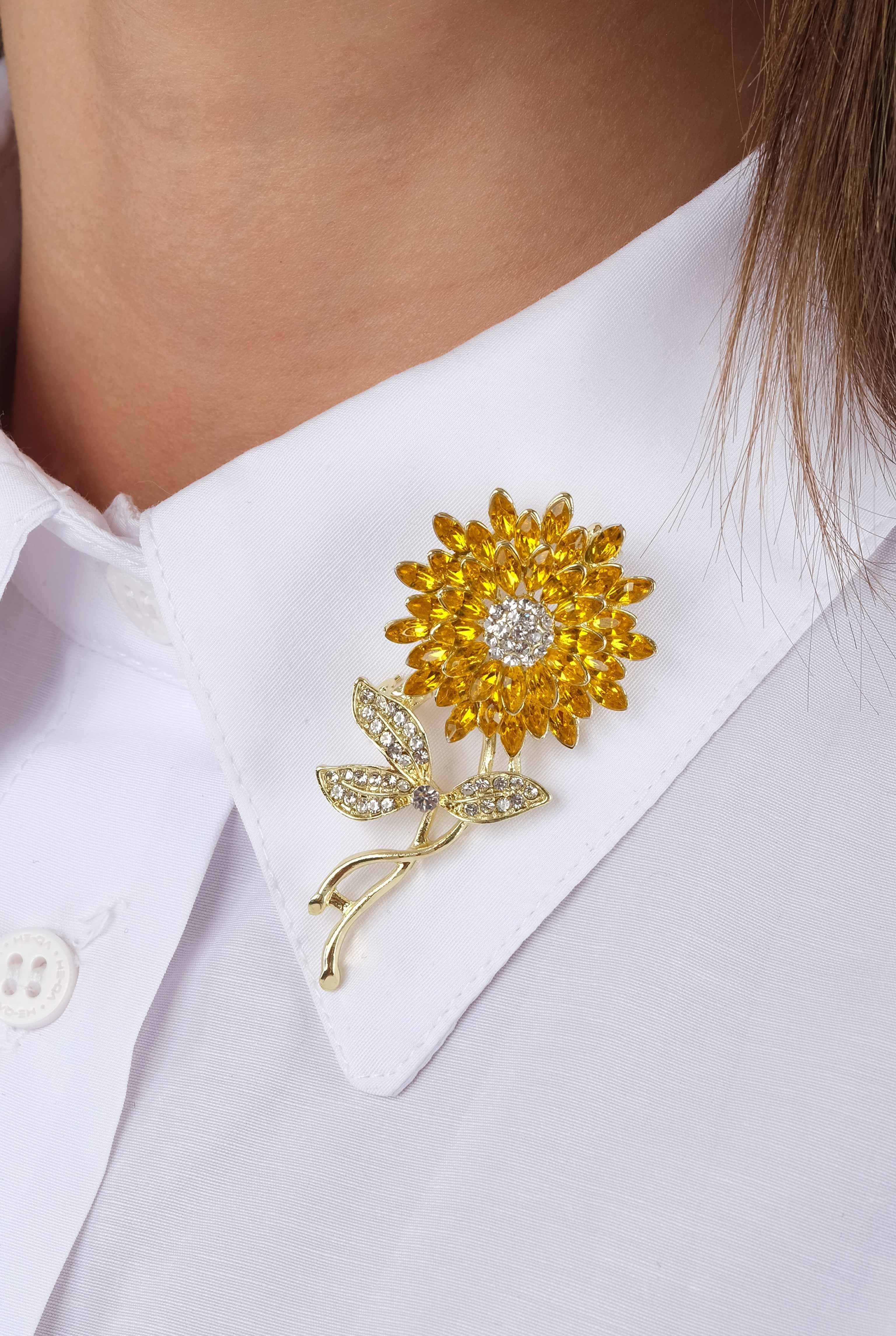 Flower Detailed Brooch Yellow 