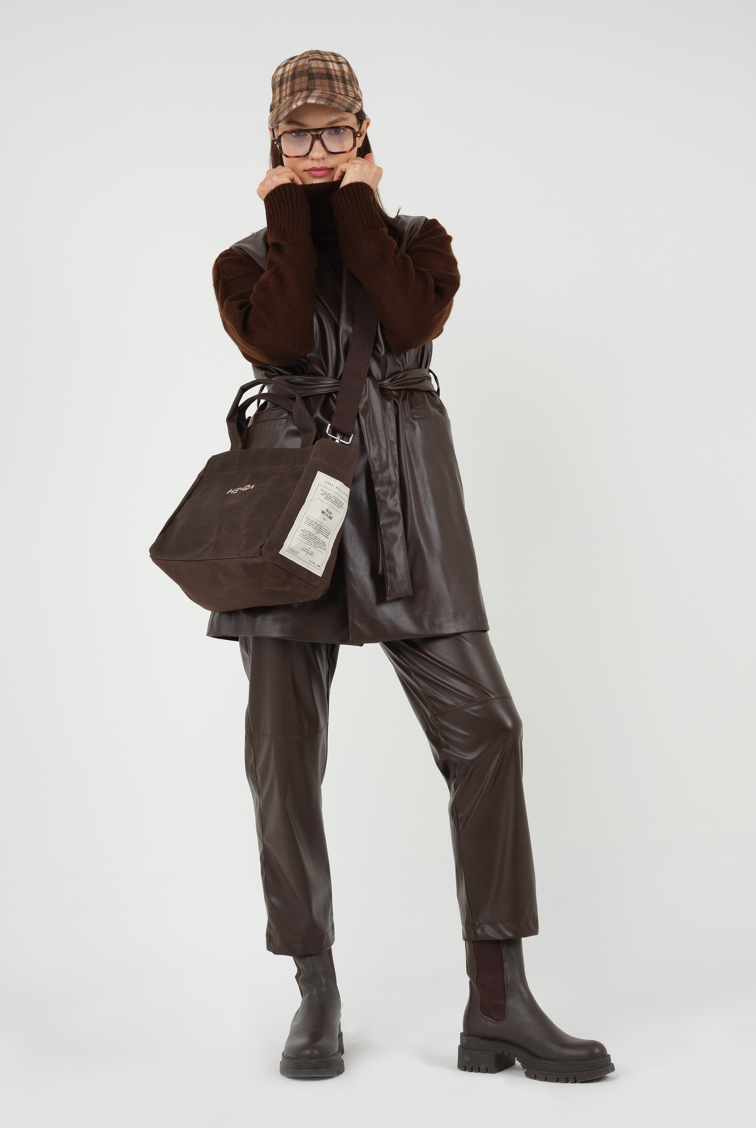 Leather Vest Brown 