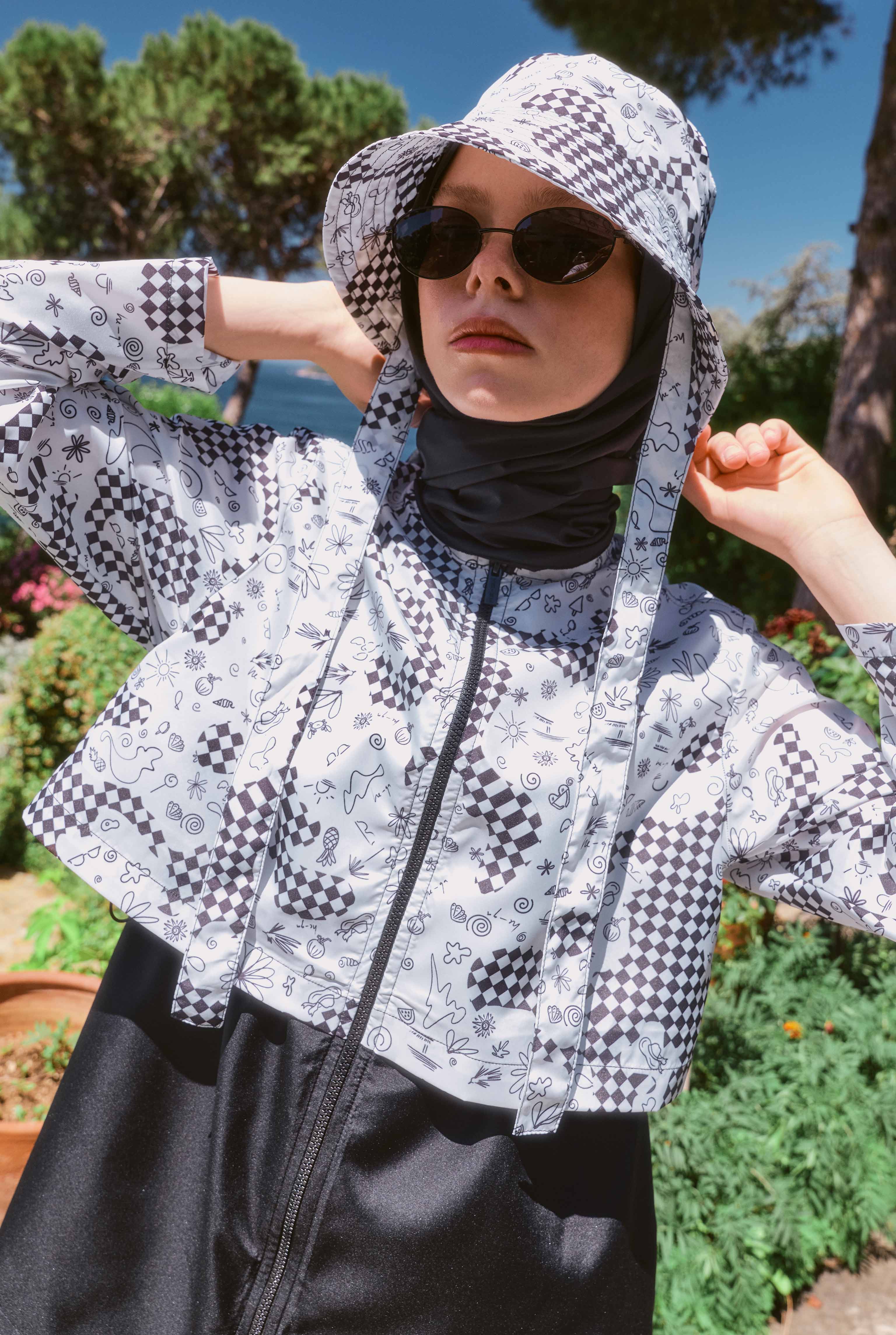 Bucket Hat Frame Doodle Patterned - 3