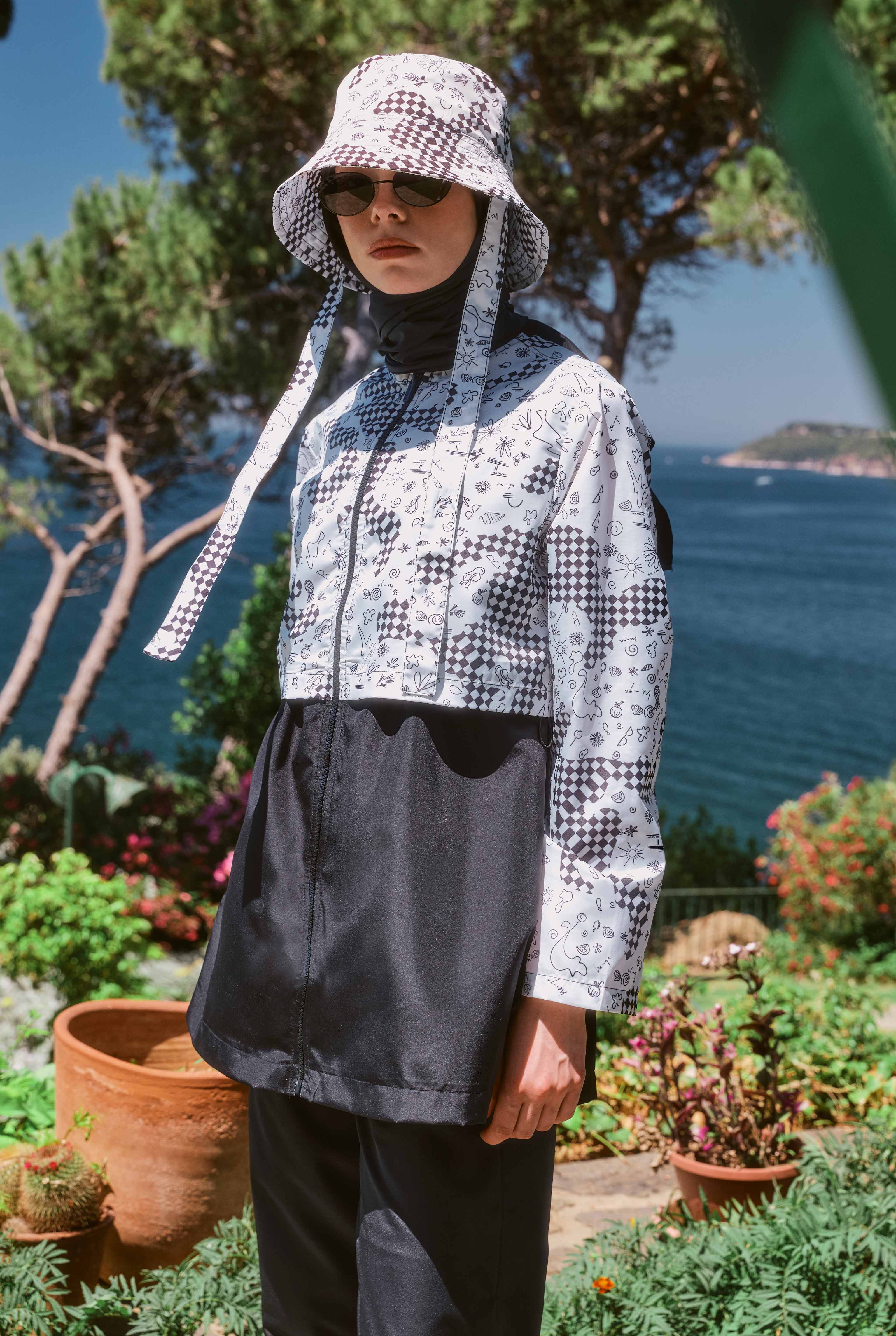 Bucket Hat Frame Doodle Patterned - 4