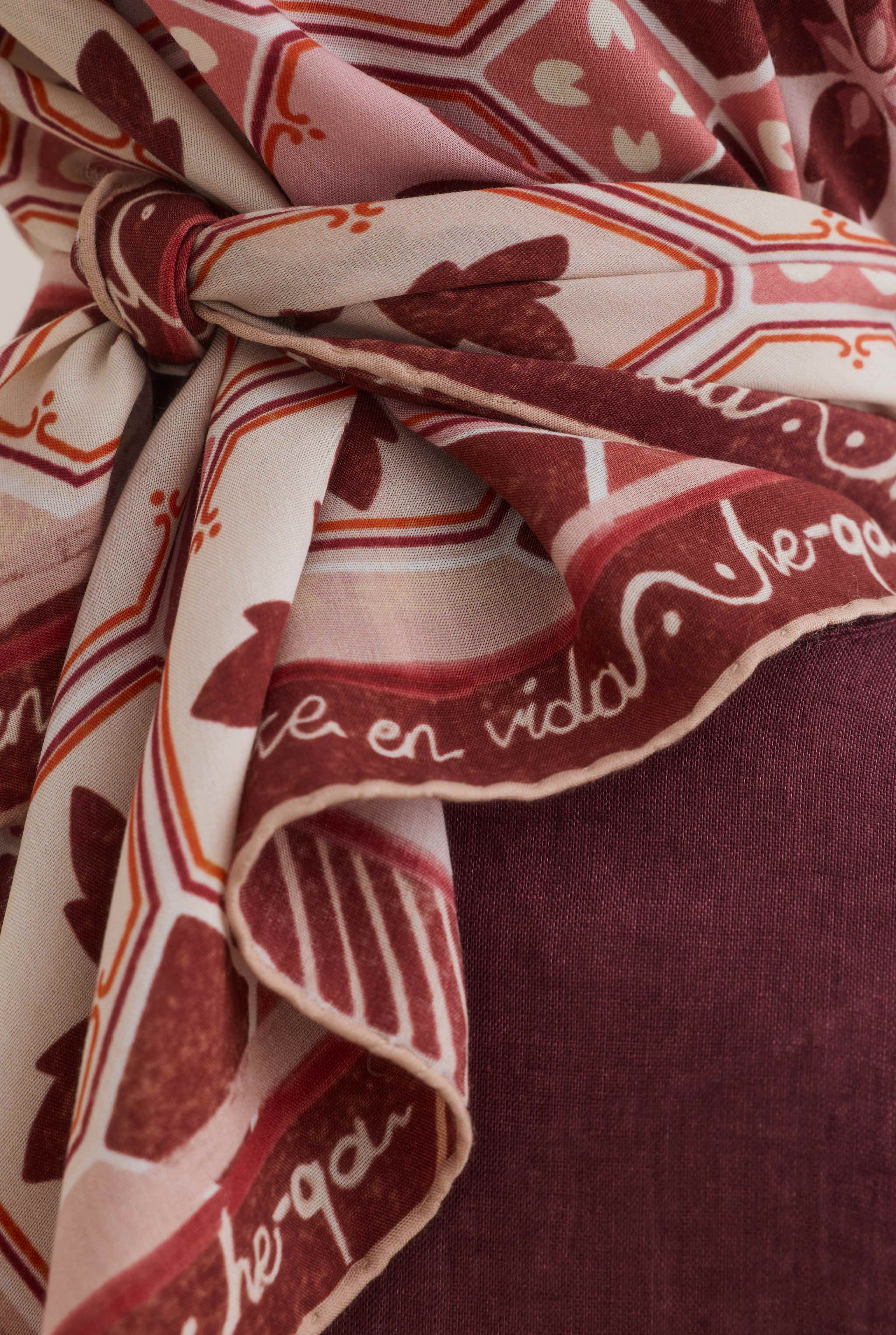 Azulejo Eşarp Bordo - 3