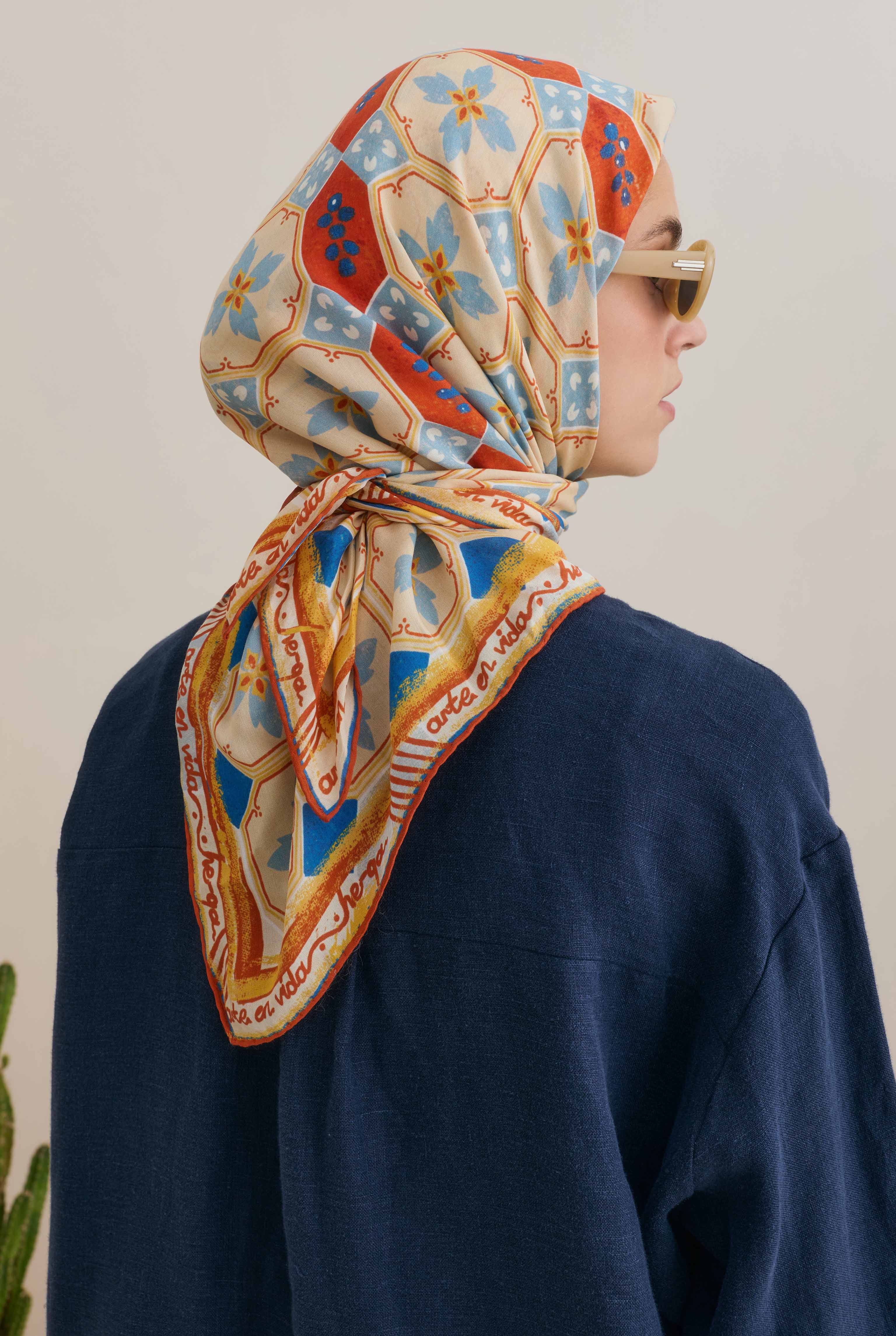 Azulejo Scarf Blue - 3