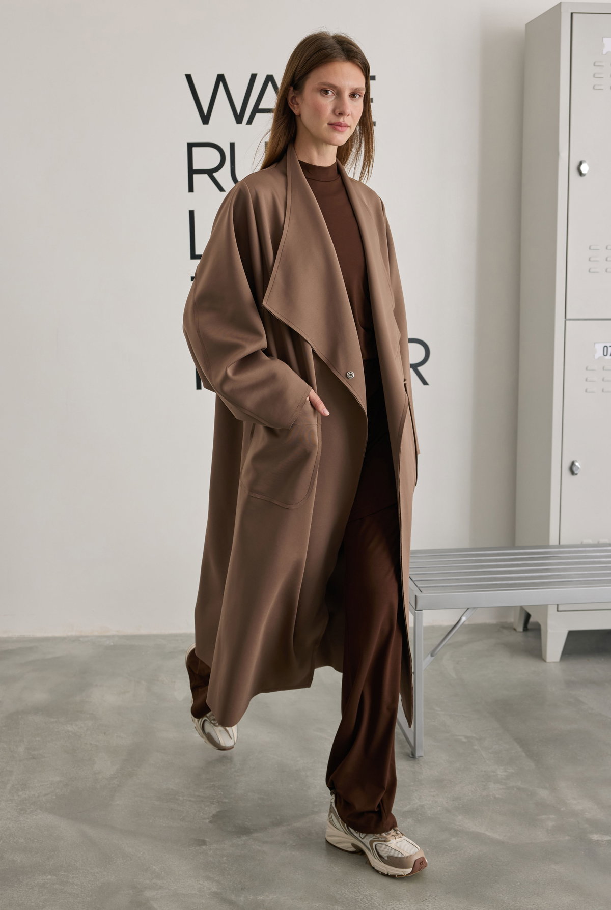 Scuba Long Jacket Dark Mink - HE-QA