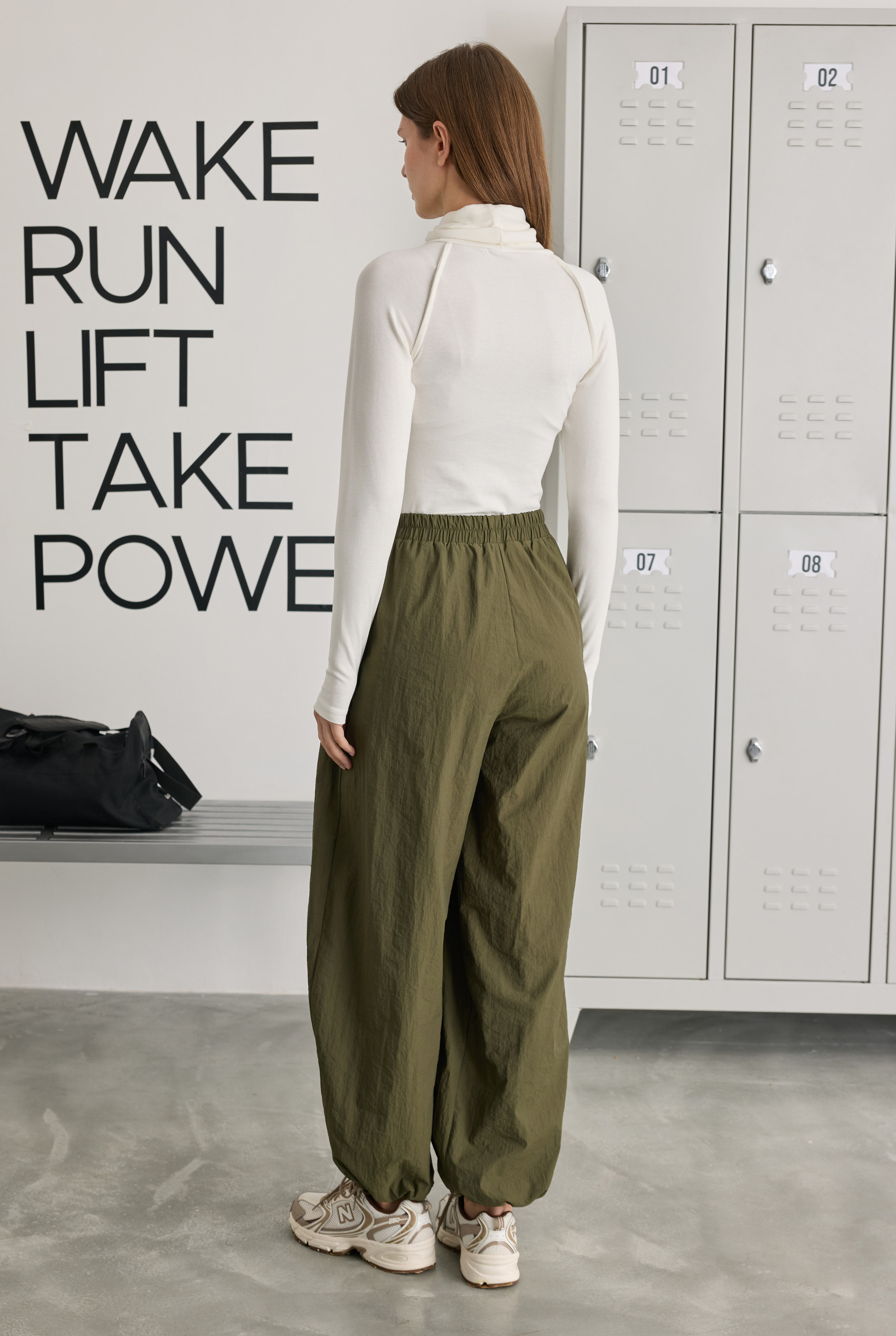 Technical Pants with Piping Detail Khaki - 4