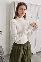 Fine Turtleneck Knit Top Ecru 