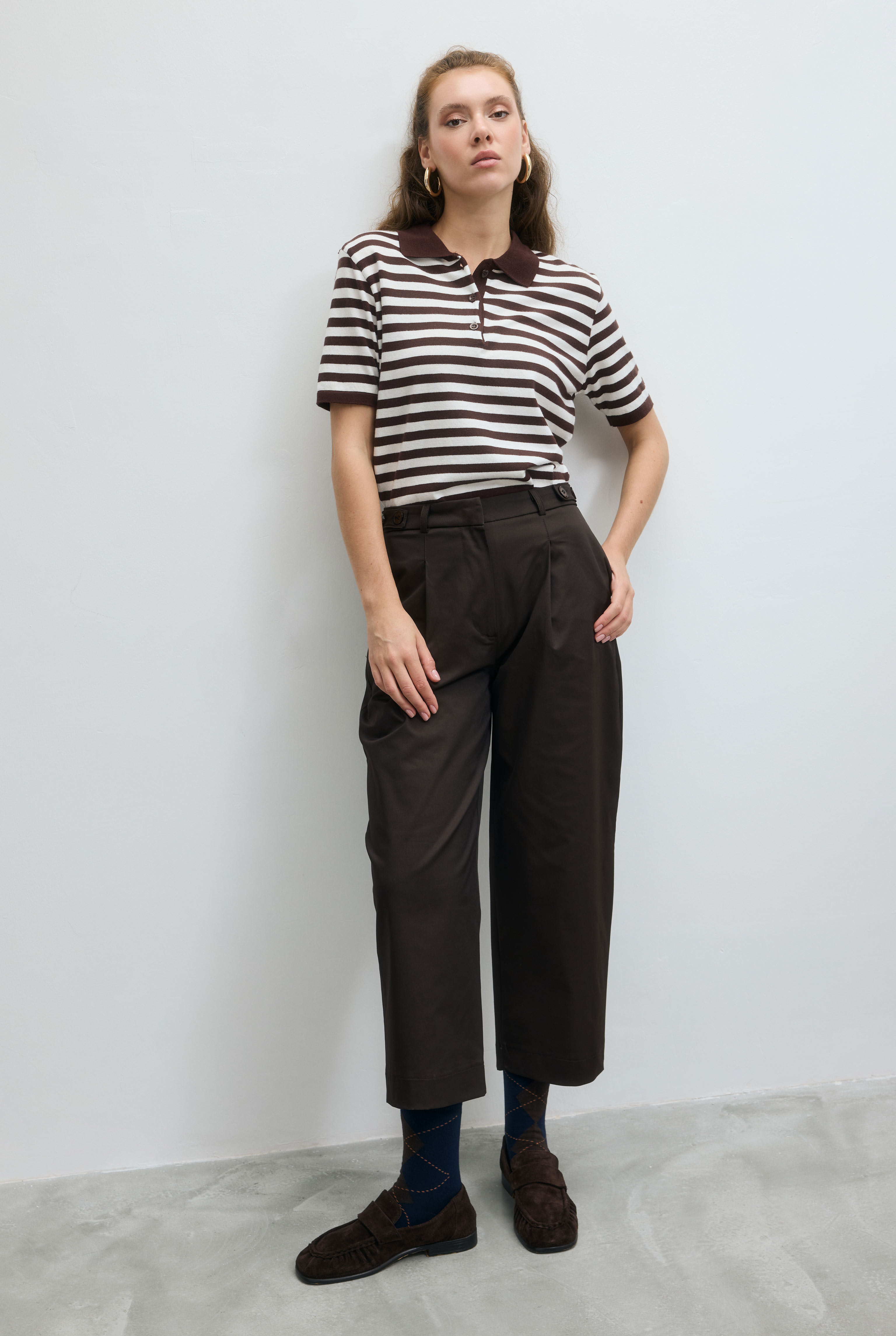 High-Waisted Trousers Brown - 1