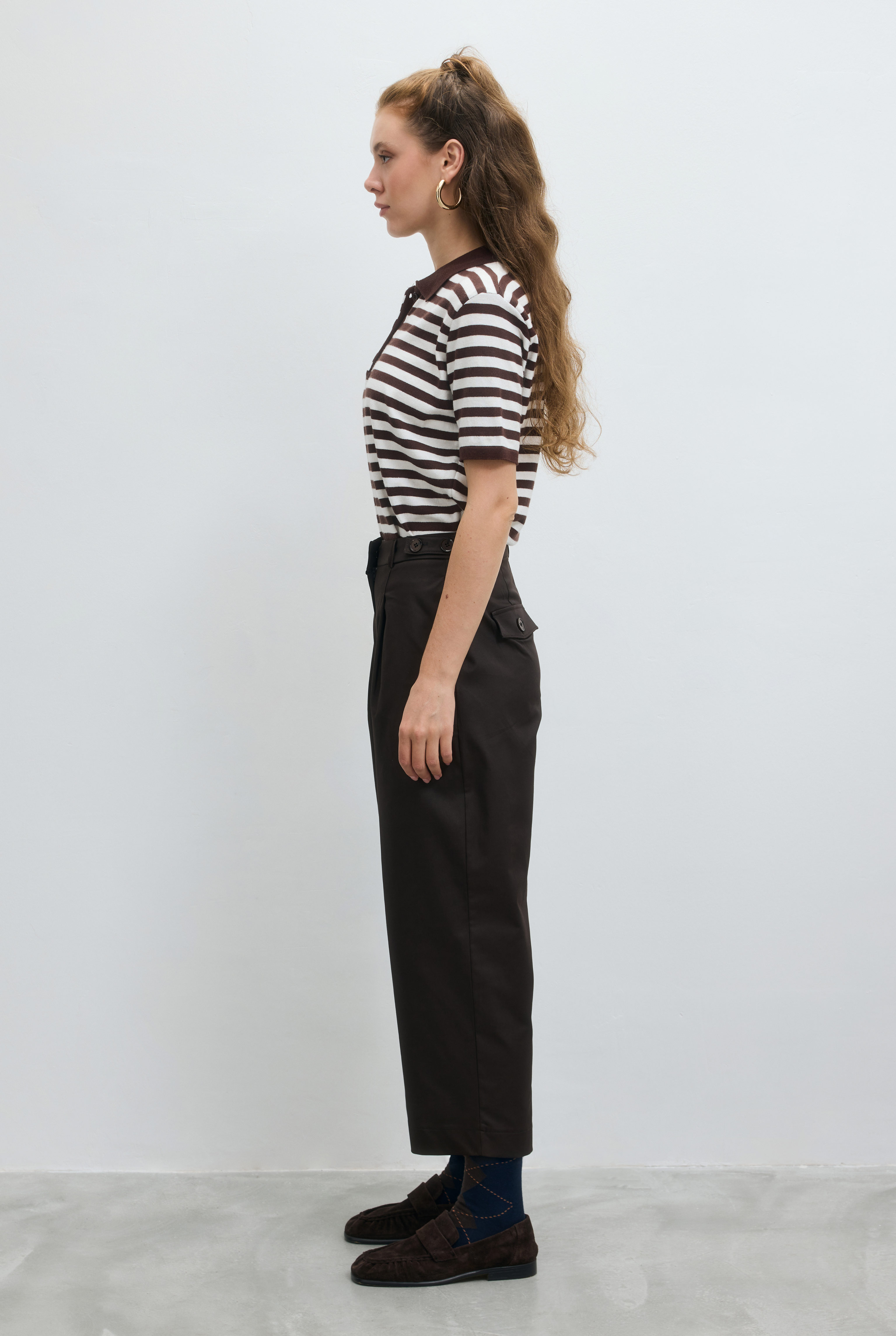 High-Waisted Trousers Brown - 3